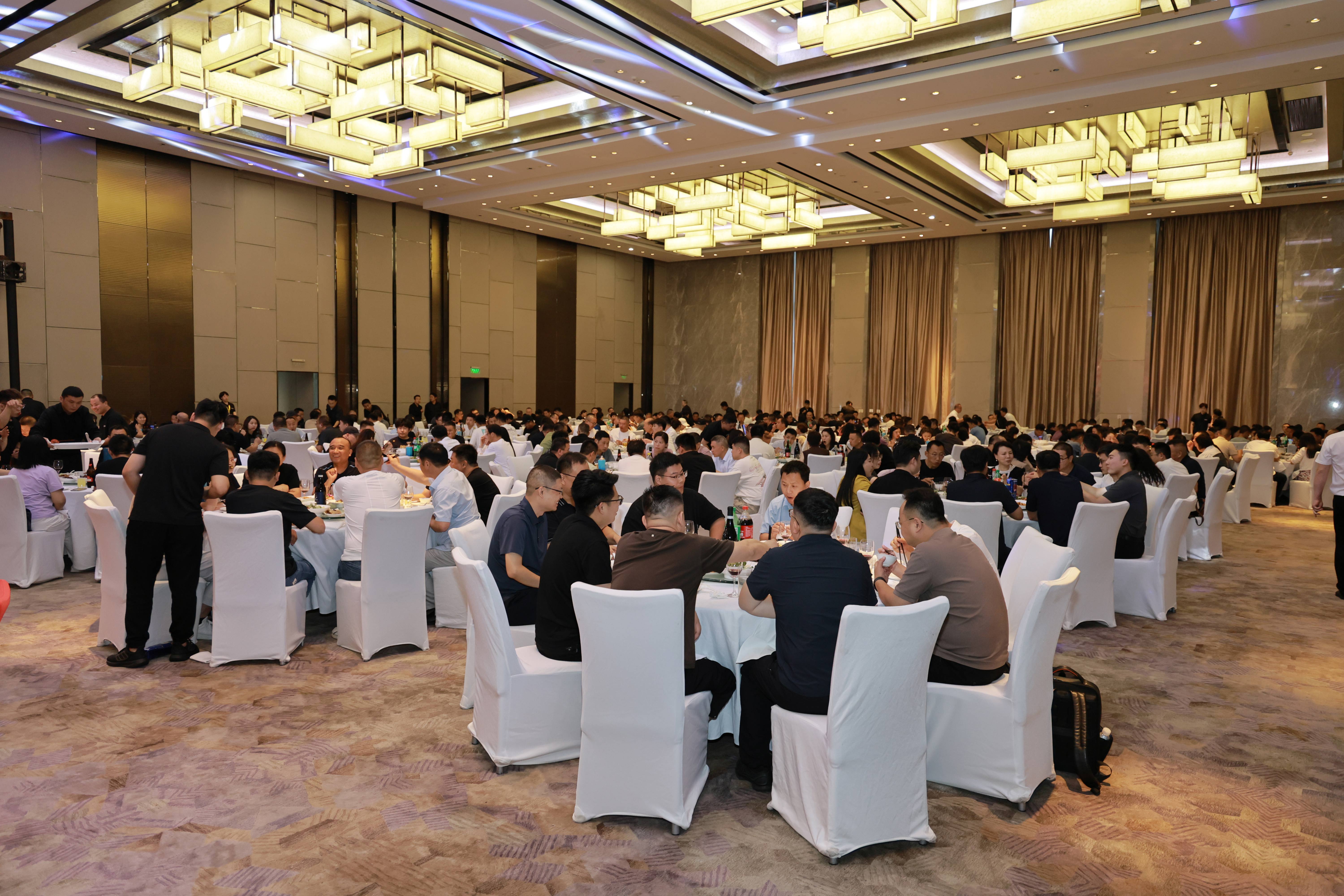 攜手同行 焊鑄未來｜2025年埃森展會歡迎晚宴圓滿落幕